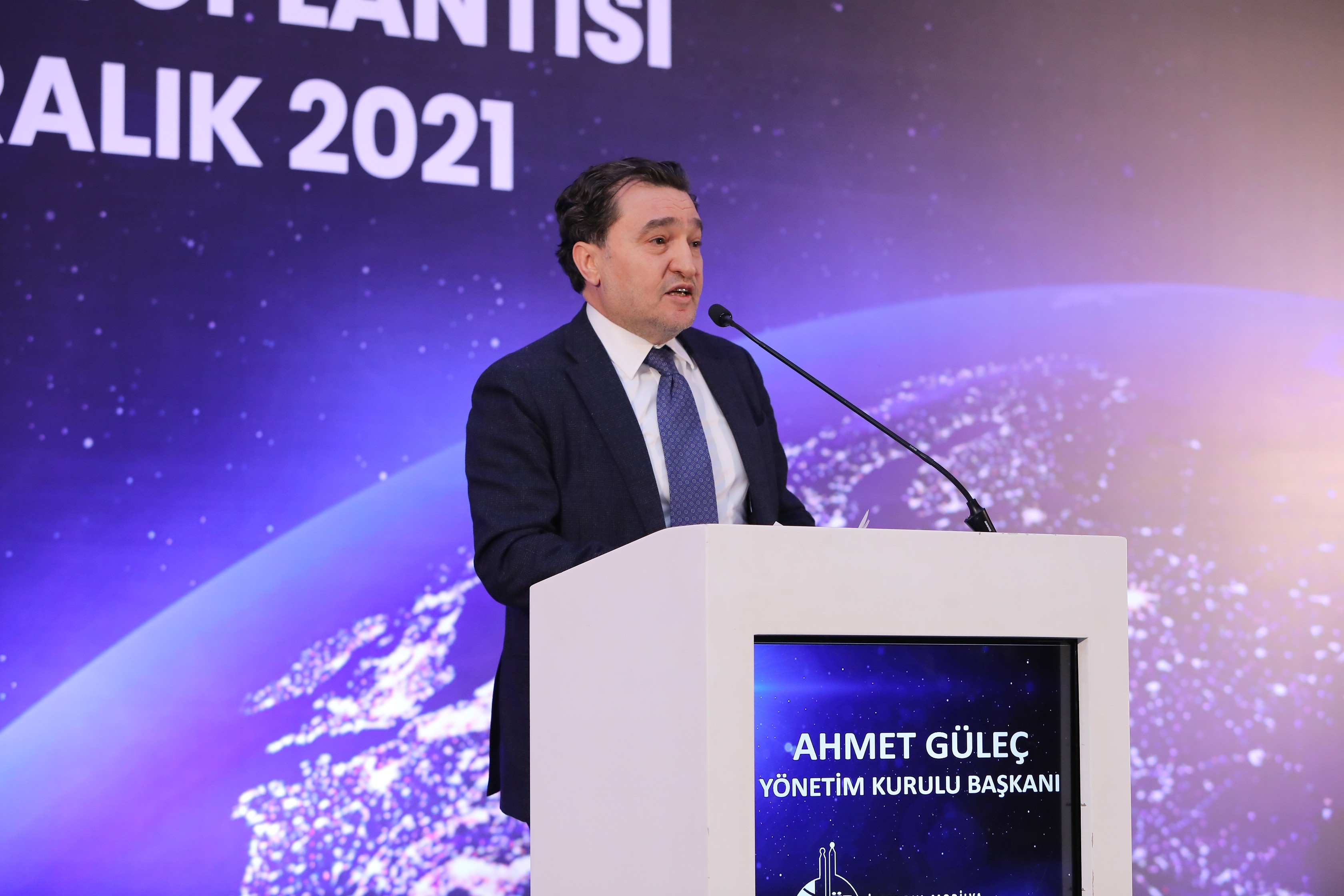 İstanbul Mobilya, Kâğıt ve Orman Ürünleri İhracatçıları Birliği’nin, sektör istişare toplantısında ihracatı yücelten gazeteci dostlarımıza ödüllerini takdim ettik