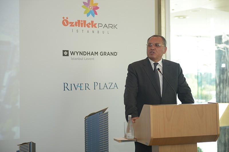 Özdilek Center’ın açılış ve yatırım ilişkilerini ile tüm iletişim proje çalışmalarına başladık