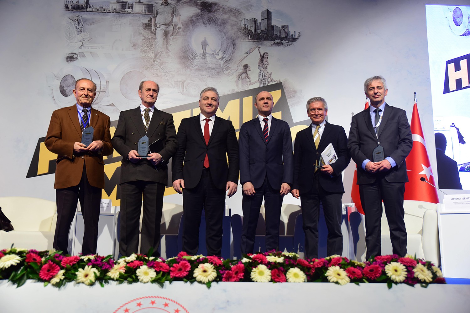 Maden sektörünün sorun, hedef ve beklentileri masaya yatırıldığı “Hayatımız Maden 2 Çalıştayı”nın etkinlik ve basın iletişimi süreçlerini yönettik